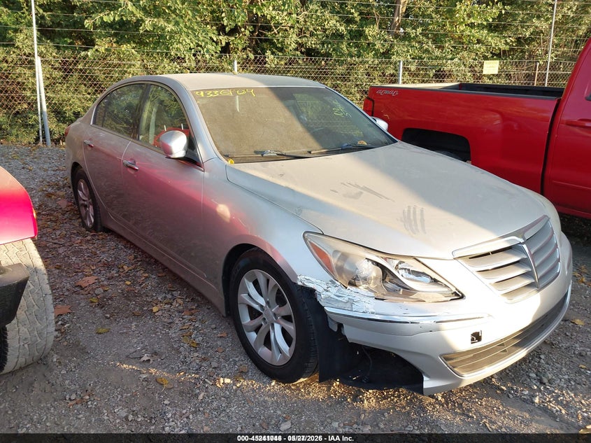 2013 Hyundai Genesis VIN KMHGC4DD0DU212773 IAAI salvage auction — RIGHT FRONT, Clear (Michigan), sold $1,400 on 2026-07-15 (photo 1)