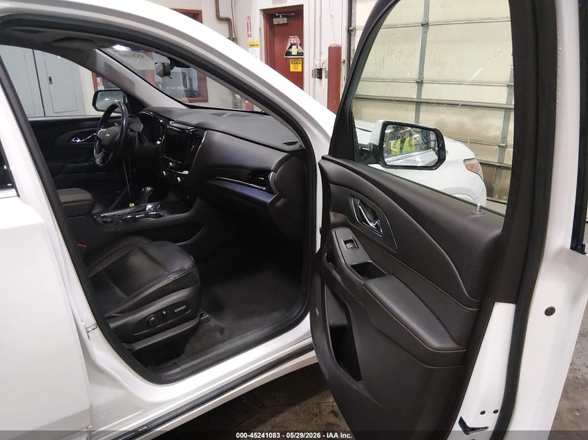 2018 Chevrolet Traverse VIN 1GNEVJKW1JJ187766 IAAI salvage auction — FRONT END, Salvage Title, sold $3,600 on 2026-07-24 (photo 5)