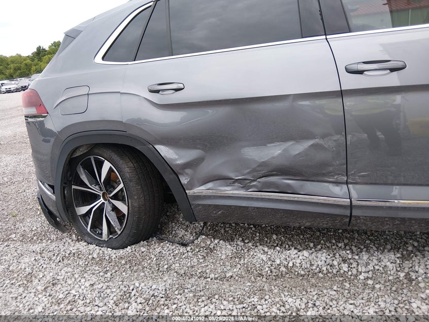 2024 Volkswagen Atlas cross sport VIN 1V2FE2CA2RC239118 IAAI salvage auction — RIGHT SIDE, Salvage Title, sold $13,000 on 2026-08-20 (photo 6)