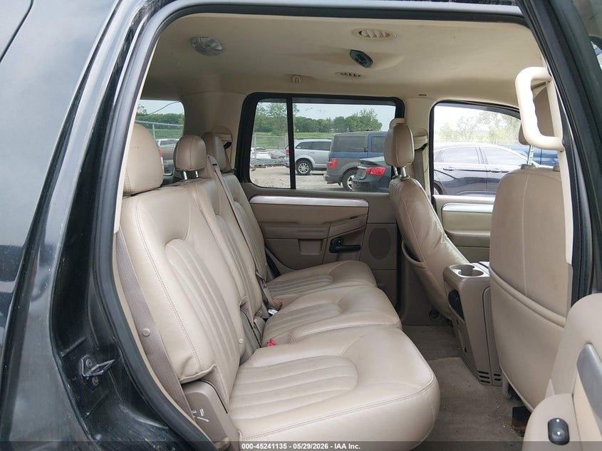 2004 Mercury Mountaineer VIN 4M2DU86K44UJ25797 IAAI salvage auction — FRONT & REAR, Salvage (Iowa), sold $500 on 2026-07-21 (photo 8)