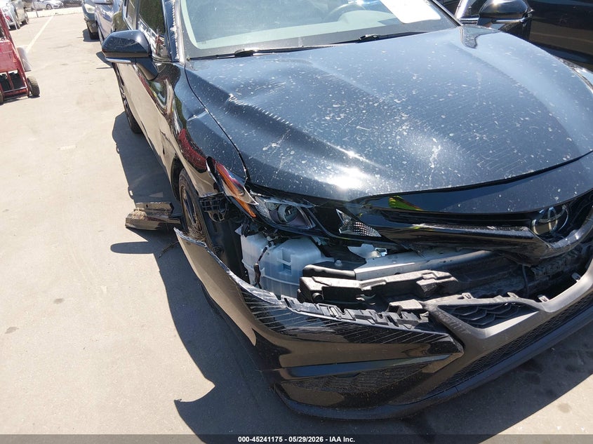 2024 Toyota Camry VIN 4T1G11AKXRU211757 IAAI salvage auction — RIGHT FRONT, Salvage Title, sold $7,875 on 2026-07-28 (photo 6)