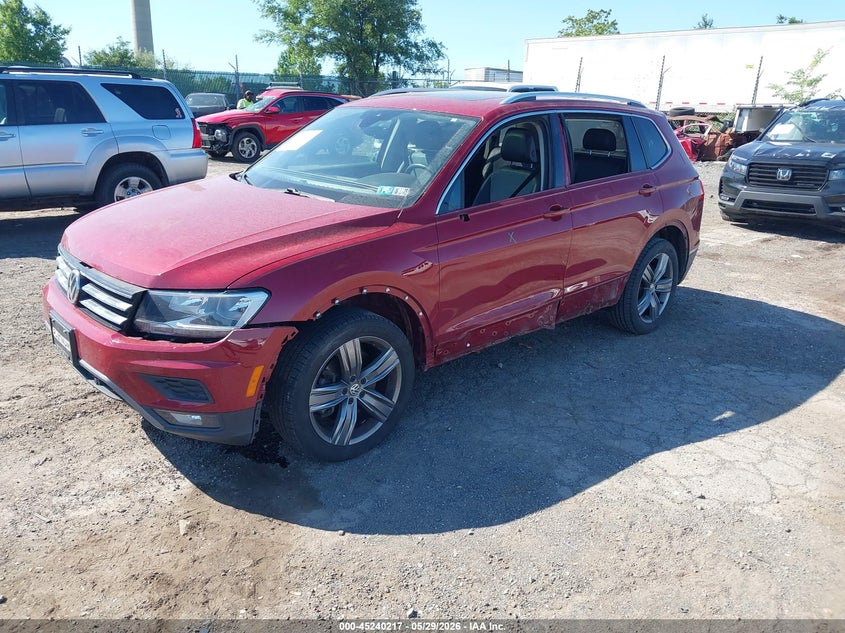 2020 Volkswagen Tiguan VIN 3VV2B7AX2LM015612 IAAI salvage auction — LEFT FRONT, Salvage (Pennsylvania), sold $5,100 on 2026-07-19 (photo 2)