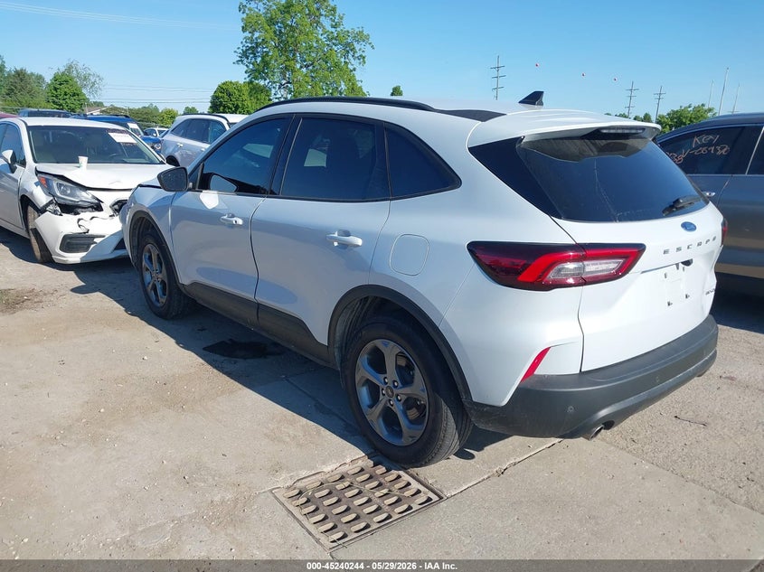 2025 Ford Escape VIN 1FMCU9MN5SUA07318 IAAI salvage auction — FRONT END, Clear (Michigan), sold $8,975 on 2026-08-20 (photo 3)