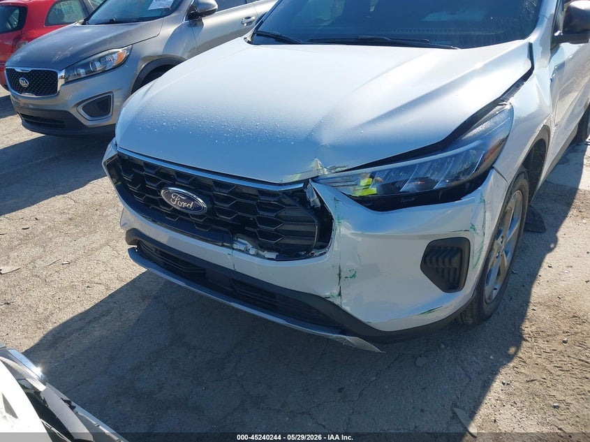 2025 Ford Escape VIN 1FMCU9MN5SUA07318 IAAI salvage auction — FRONT END, Clear (Michigan), sold $8,975 on 2026-08-20 (photo 6)