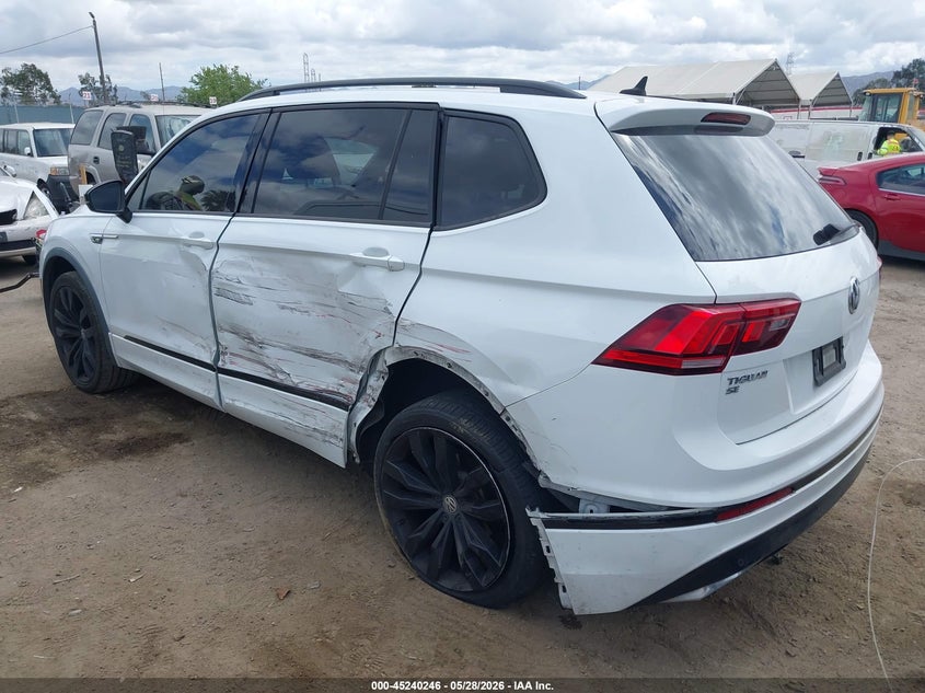 2020 Volkswagen Tiguan VIN 3VV3B7AX0LM115566 IAAI salvage auction — SIDE, Salvage Title, sold $5,700 on 2026-08-10 (photo 3)