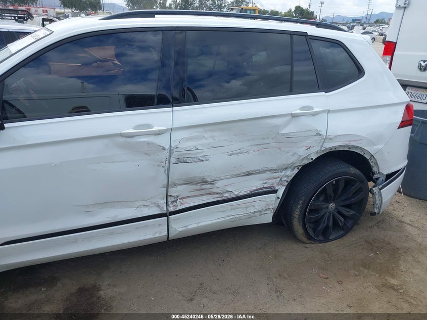 2020 Volkswagen Tiguan VIN 3VV3B7AX0LM115566 IAAI salvage auction — SIDE, Salvage Title, sold $5,700 on 2026-08-10 (photo 6)
