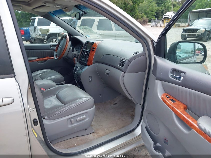 2008 Toyota Sienna VIN 5TDZK22C68S186236 IAAI salvage auction — REAR END, Salvage (Georgia), sold $850 on 2026-07-10 (photo 5)