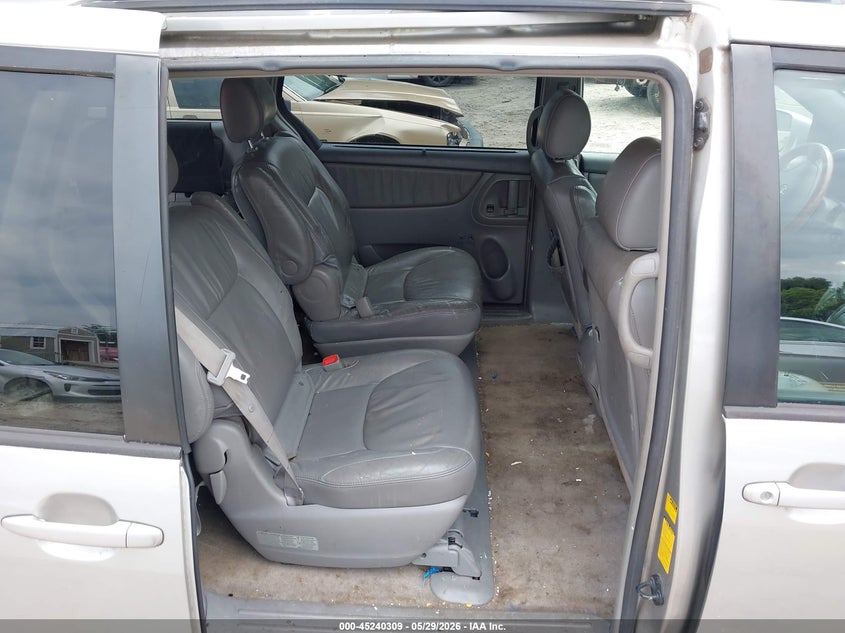 2008 Toyota Sienna VIN 5TDZK22C68S186236 IAAI salvage auction — REAR END, Salvage (Georgia), sold $850 on 2026-07-10 (photo 8)