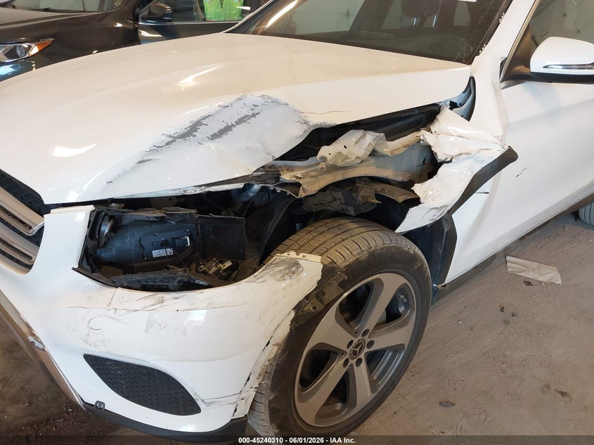 2019 Mercedes-benz Glc VIN WDC0G4KB7KV174214 IAAI salvage auction — FRONT END, Salvage Title, sold $10,750 on 2026-07-21 (photo 6)