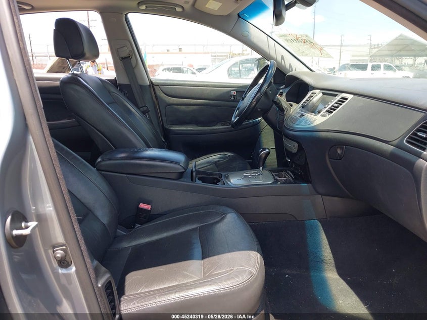 2014 Hyundai Genesis VIN KMHGC4DD1EU263152 IAAI salvage auction — NORMAL WEAR, Clear - Dealer Only (California), sold $750 on 2026-07-07 (photo 5)
