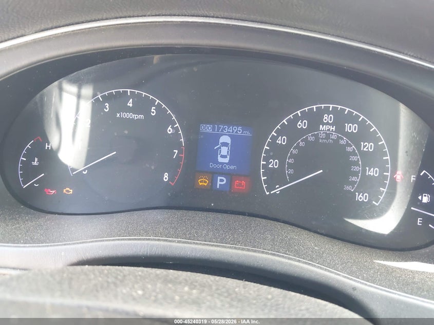 2014 Hyundai Genesis VIN KMHGC4DD1EU263152 IAAI salvage auction — NORMAL WEAR, Clear - Dealer Only (California), sold $750 on 2026-07-07 (photo 7)