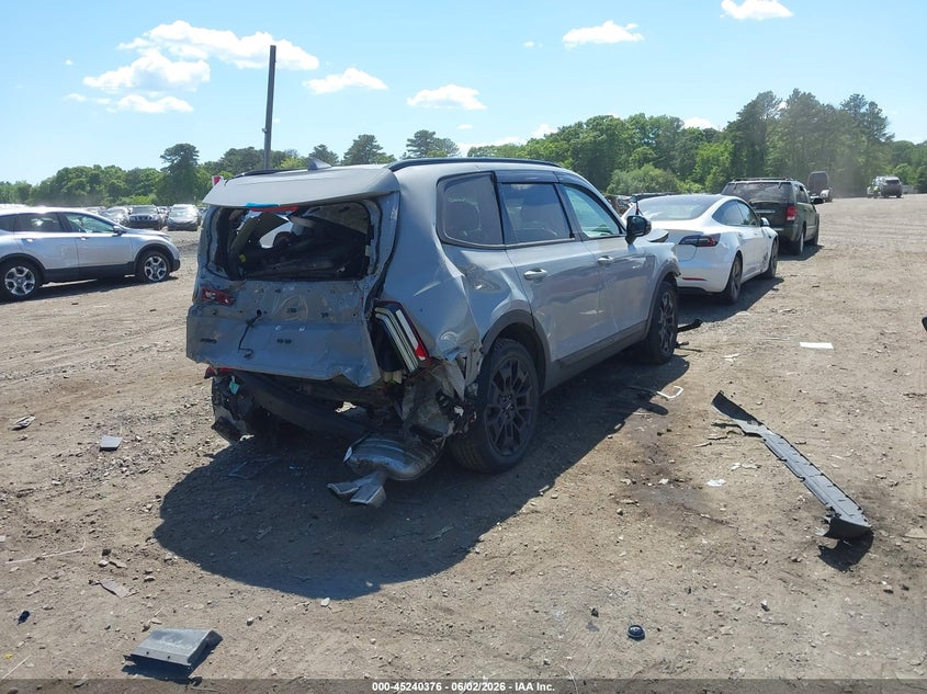 2022 Kia Telluride VIN 5XYP5DHC6NG277212 IAAI salvage auction — ENGINE DAMAGE, Salvage Title, sold $1,750 on 2026-07-07 (photo 4)