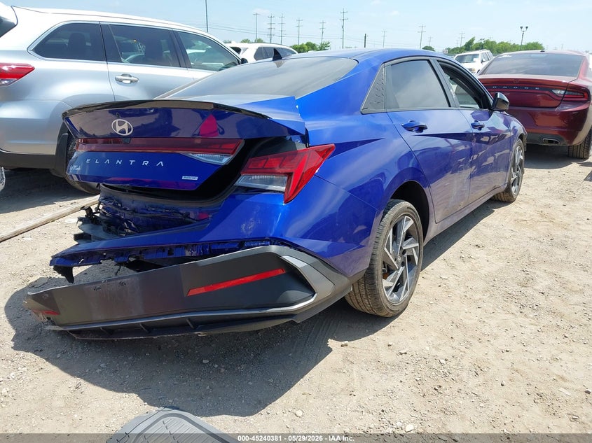 2025 Hyundai Elantra VIN KMHLM4DJ8SU164647 IAAI salvage auction — LEFT SIDE, Salvage Title, sold $1,250 on 2026-07-27 (photo 4)