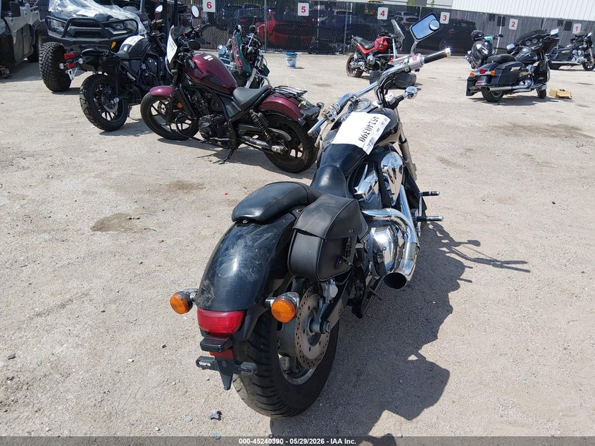 2010 Honda Vt1300 VIN JH2SC6708AK000611 IAAI salvage auction — SIDE, Salvage (Texas), sold $325 on 2026-07-29 (photo 4)