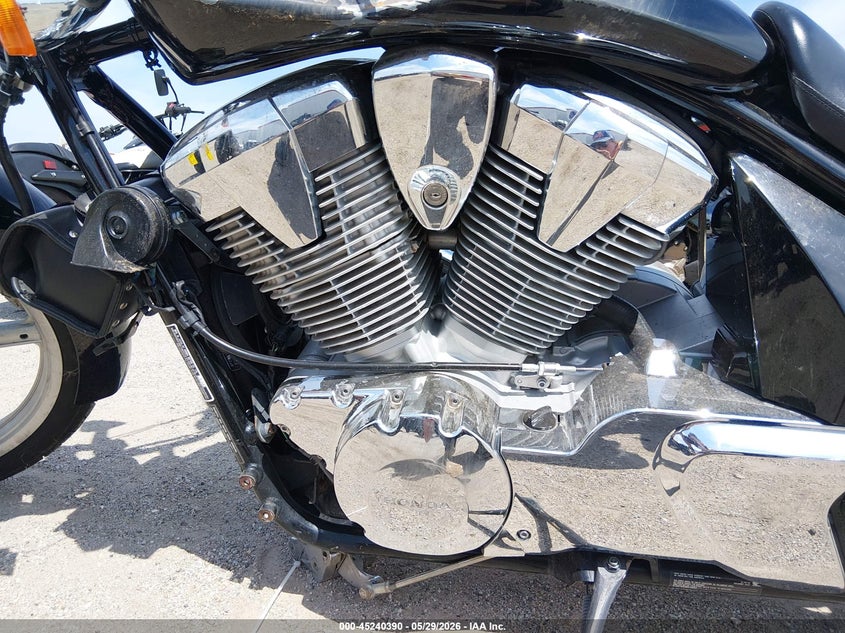 2010 Honda Vt1300 VIN JH2SC6708AK000611 IAAI salvage auction — SIDE, Salvage (Texas), sold $325 on 2026-07-29 (photo 9)