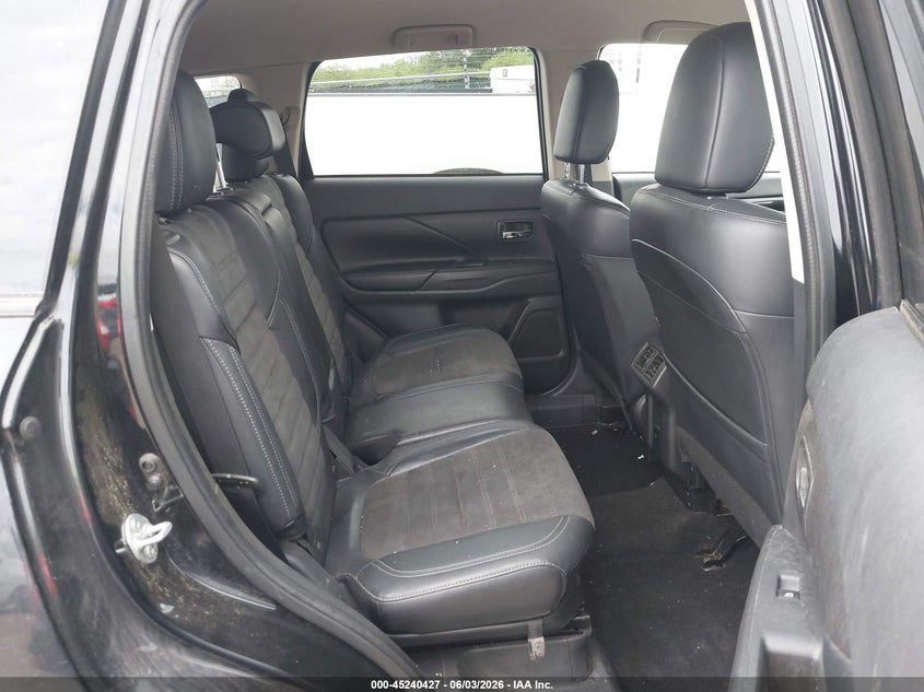 2020 Mitsubishi Outlander VIN JA4AD3A34LZ043821 IAAI salvage auction — FRONT & REAR, Salvage Title, sold $3,000 on 2026-07-06 (photo 8)