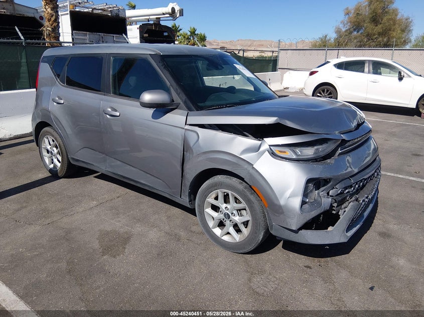 2022 Kia Soul VIN KNDJ23AU4N7814877 IAAI salvage auction — FRONT & REAR, Salvage Title, sold $1,850 on 2026-07-10 (photo 1)