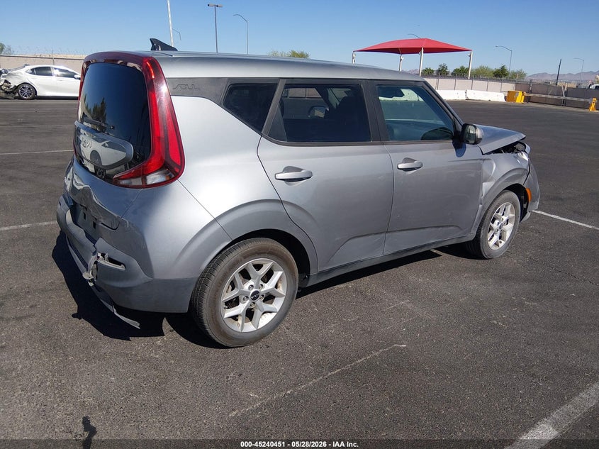 2022 Kia Soul VIN KNDJ23AU4N7814877 IAAI salvage auction — FRONT & REAR, Salvage Title, sold $1,850 on 2026-07-10 (photo 4)