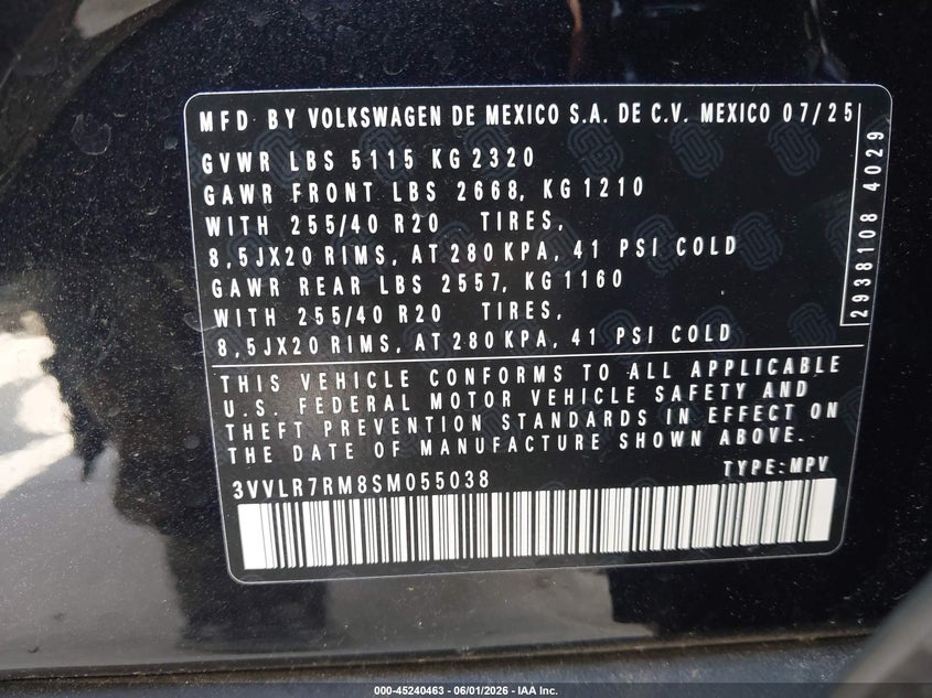 2025 Volkswagen Tiguan VIN 3VVLR7RM8SM055038 IAAI salvage auction — RIGHT FRONT, Salvage Title, sold $8,300 on 2026-07-28 (photo 9)