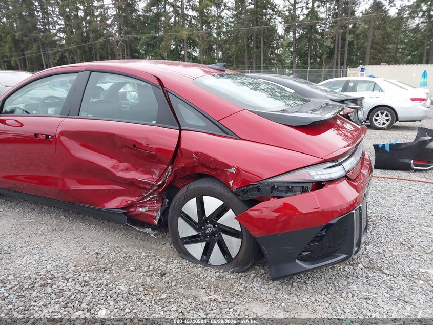 2025 Hyundai Ioniq 6 VIN KMHM24AC9SA102515 IAAI salvage auction — SIDE, Salvage Title, sold $7,250 on 2026-07-22 (photo 6)