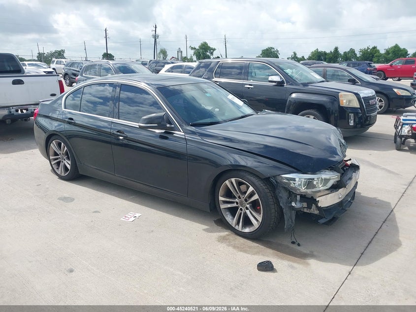 2018 BMW 3er VIN WBA8B9G55JNU58024 IAAI salvage auction — FRONT END, Salvage Title, sold $4,450 on 2026-07-17 (photo 1)