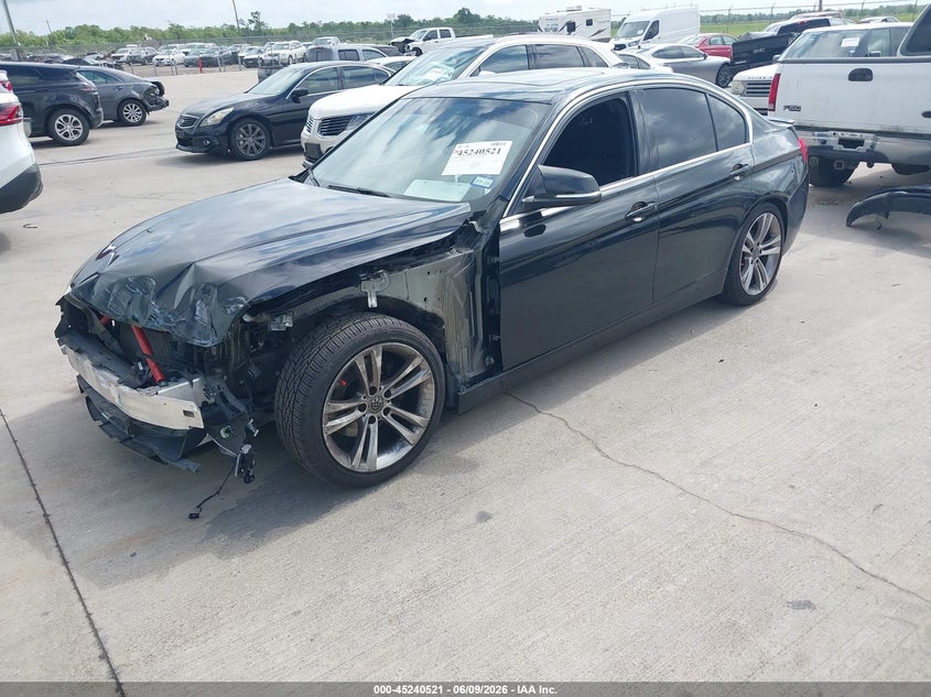 2018 BMW 3er VIN WBA8B9G55JNU58024 IAAI salvage auction — FRONT END, Salvage Title, sold $4,450 on 2026-07-17 (photo 2)