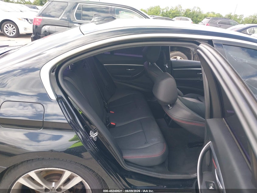 2018 BMW 3er VIN WBA8B9G55JNU58024 IAAI salvage auction — FRONT END, Salvage Title, sold $4,450 on 2026-07-17 (photo 8)