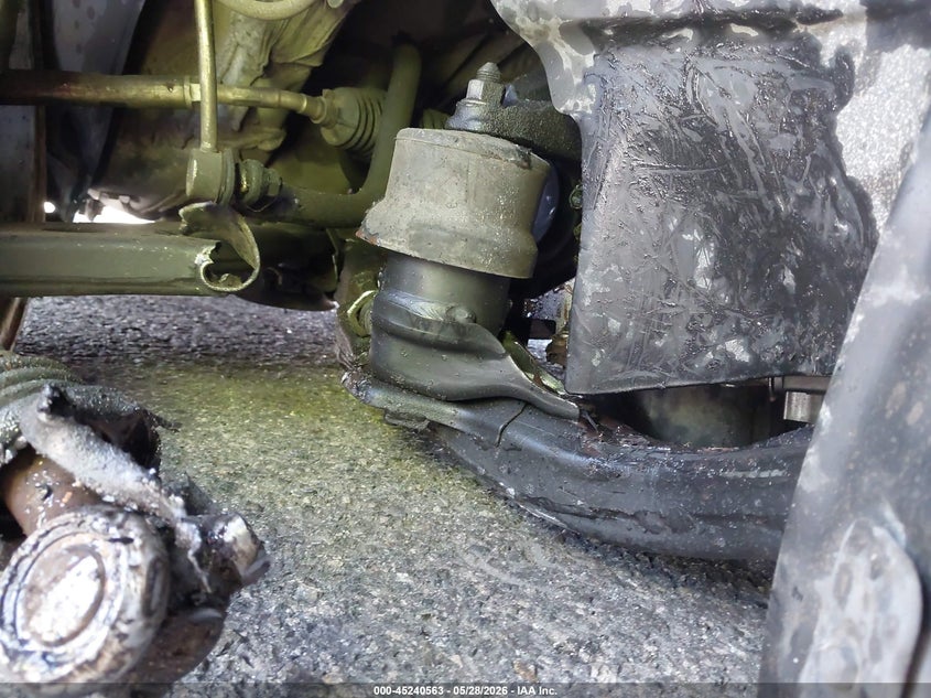 2019 Toyota Highlander VIN 5TDJZRFH4KS588089 IAAI salvage auction — LEFT FRONT, Salvage Title, sold $7,325 on 2026-07-28 (photo 6)