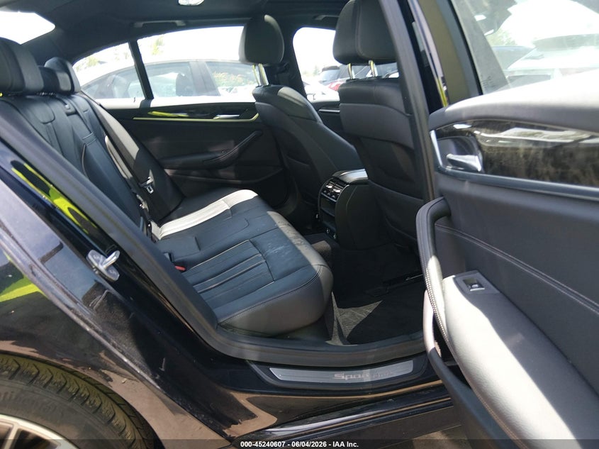 2019 BMW 5er VIN WBAJE7C54KWW44328 IAAI salvage auction — HAIL, Salvage Title, sold $12,825 on 2026-07-07 (photo 8)