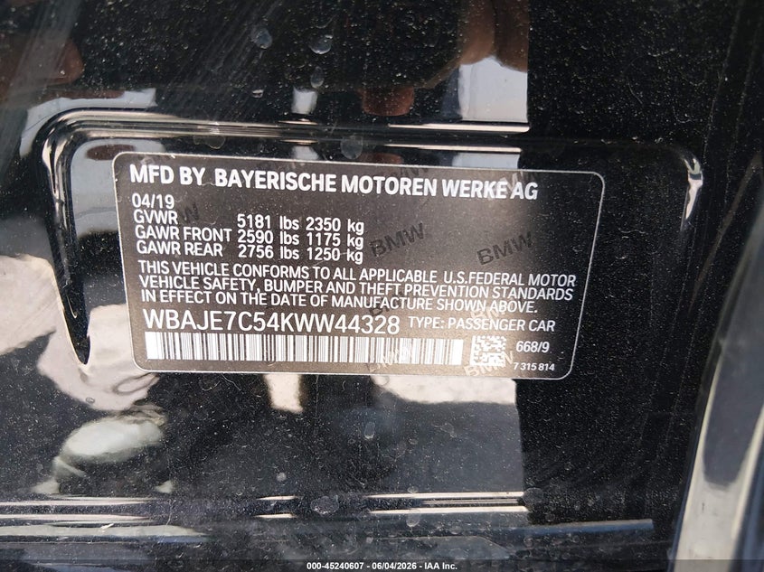 2019 BMW 5er VIN WBAJE7C54KWW44328 IAAI salvage auction — HAIL, Salvage Title, sold $12,825 on 2026-07-07 (photo 9)