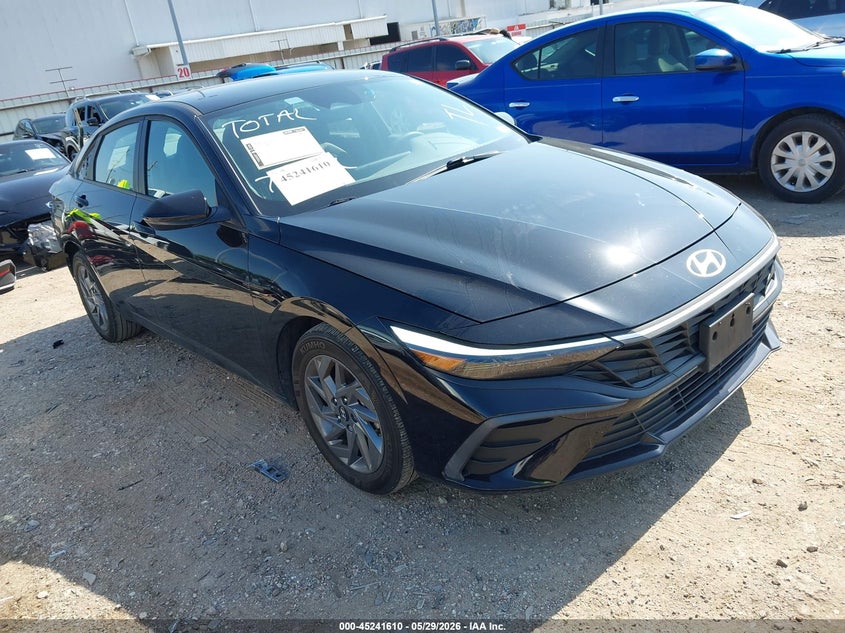 2024 Hyundai Elantra VIN KMHLM4DG3RU852280 IAAI salvage auction — REAR END, Salvage Title, sold $3,750 on 2026-07-30 (photo 1)