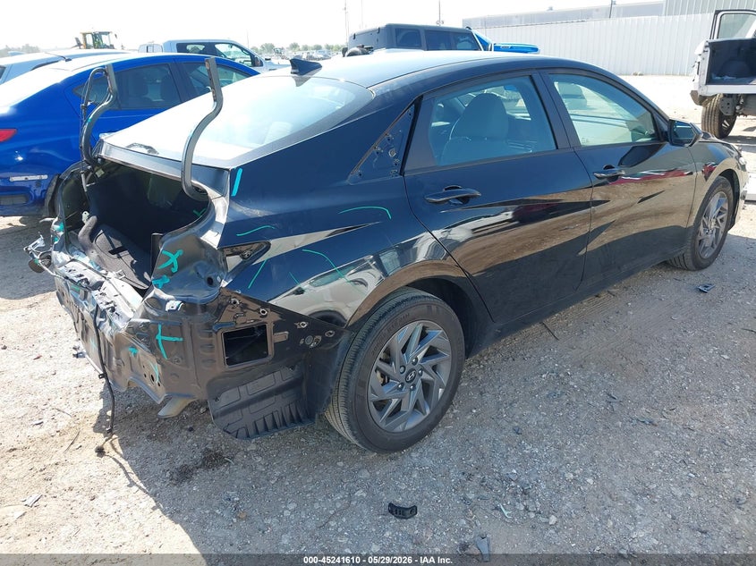 2024 Hyundai Elantra VIN KMHLM4DG3RU852280 IAAI salvage auction — REAR END, Salvage Title, sold $3,750 on 2026-07-30 (photo 4)
