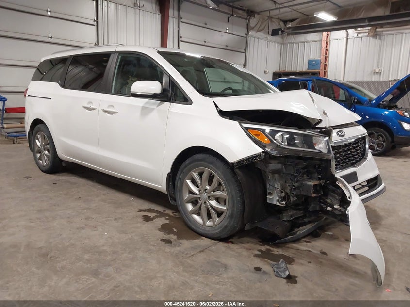 2020 Kia SEDONA VIN KNDMB5C18L6639497 IAAI salvage auction — FRONT END, Salvage Title, sold $2,575 on 2026-07-14 (photo 1)