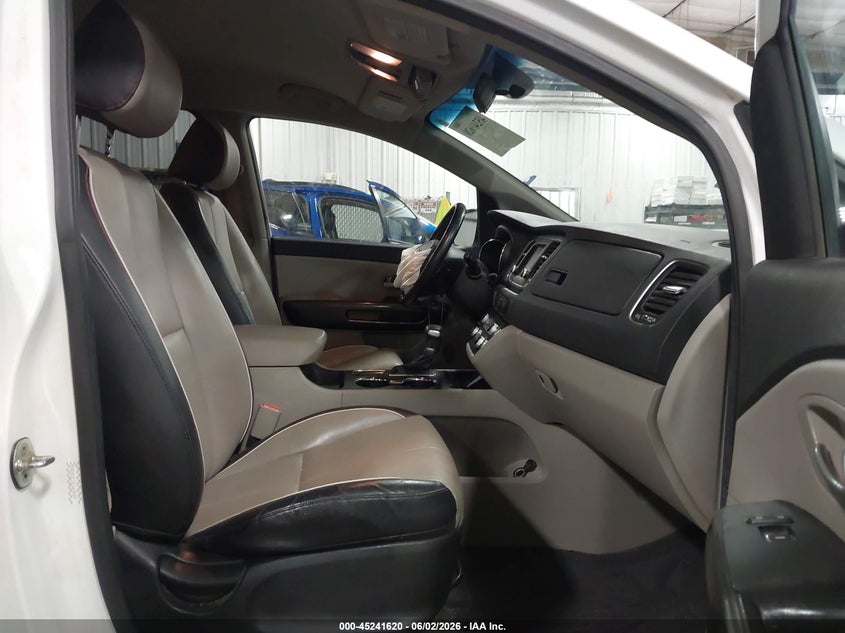 2020 Kia SEDONA VIN KNDMB5C18L6639497 IAAI salvage auction — FRONT END, Salvage Title, sold $2,575 on 2026-07-14 (photo 5)