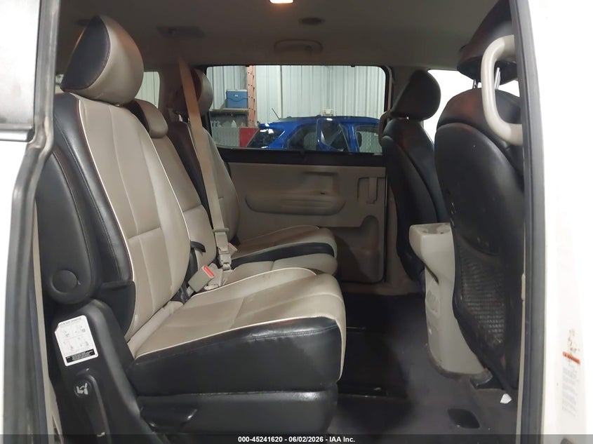 2020 Kia SEDONA VIN KNDMB5C18L6639497 IAAI salvage auction — FRONT END, Salvage Title, sold $2,575 on 2026-07-14 (photo 8)