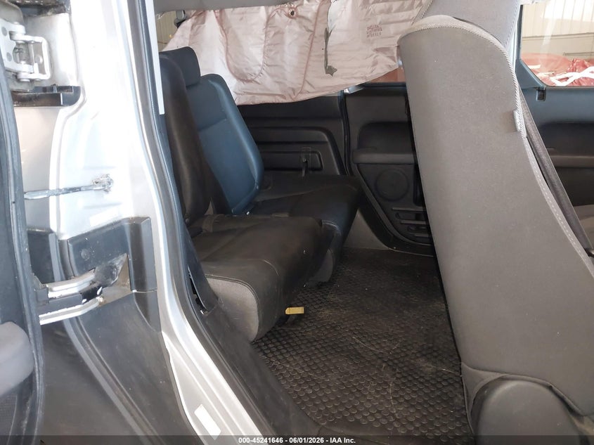 2007 Honda Element VIN 5J6YH183X7L004642 IAAI salvage auction — REAR END, Salvage (Oregon), sold $975 on 2026-07-09 (photo 8)