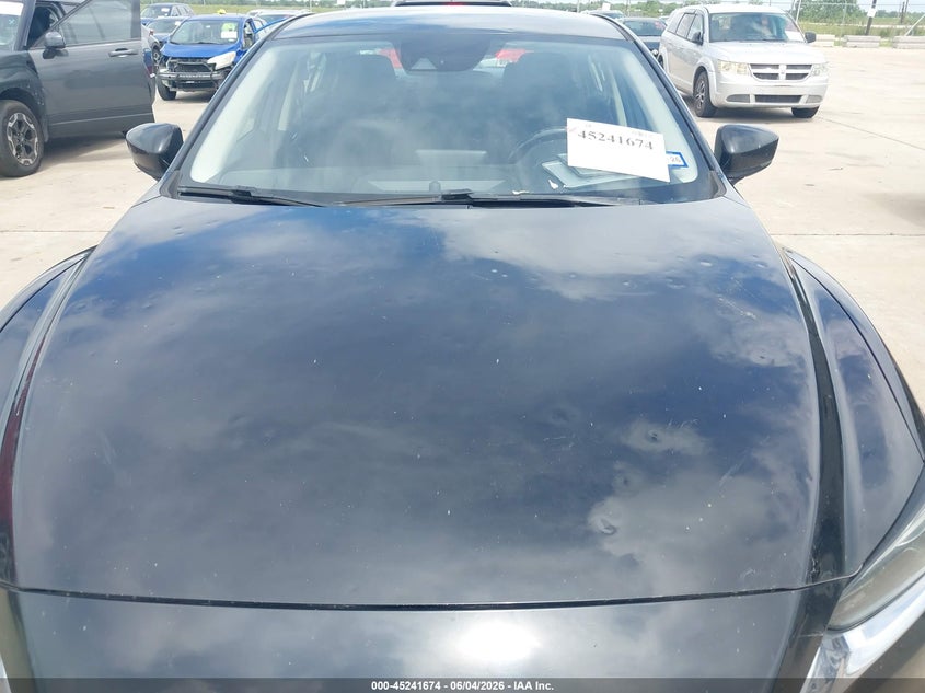 2018 Mazda 6 VIN JM1GL1UM3J1318960 IAAI salvage auction — HAIL, Salvage Title, sold $5,175 on 2026-07-31 (photo 6)