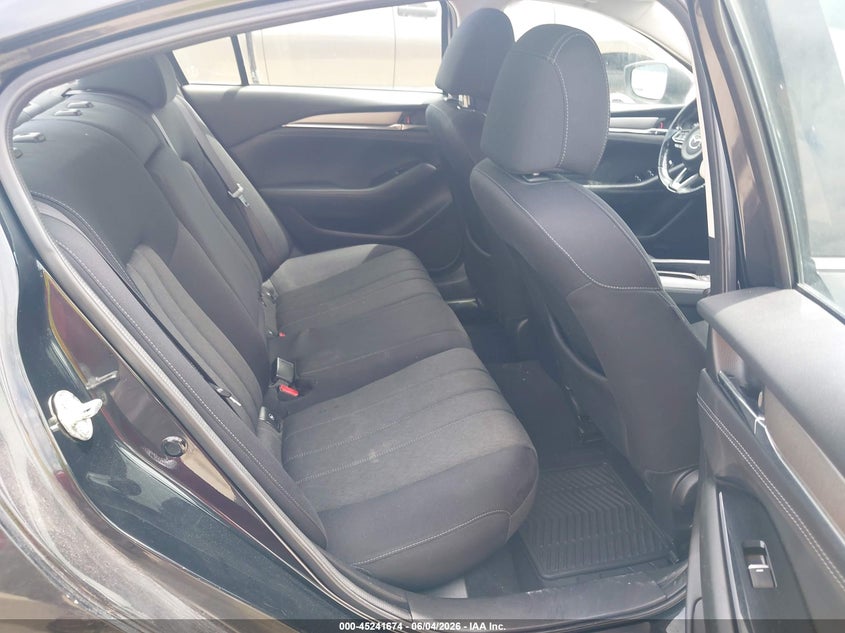 2018 Mazda 6 VIN JM1GL1UM3J1318960 IAAI salvage auction — HAIL, Salvage Title, sold $5,175 on 2026-07-31 (photo 8)