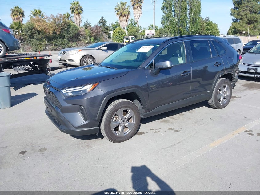 2025 Toyota Rav 4 VIN JTMMWRFV2SD294598 IAAI salvage auction — REAR END, Salvage Title, sold $14,400 on 2026-07-13 (photo 2)