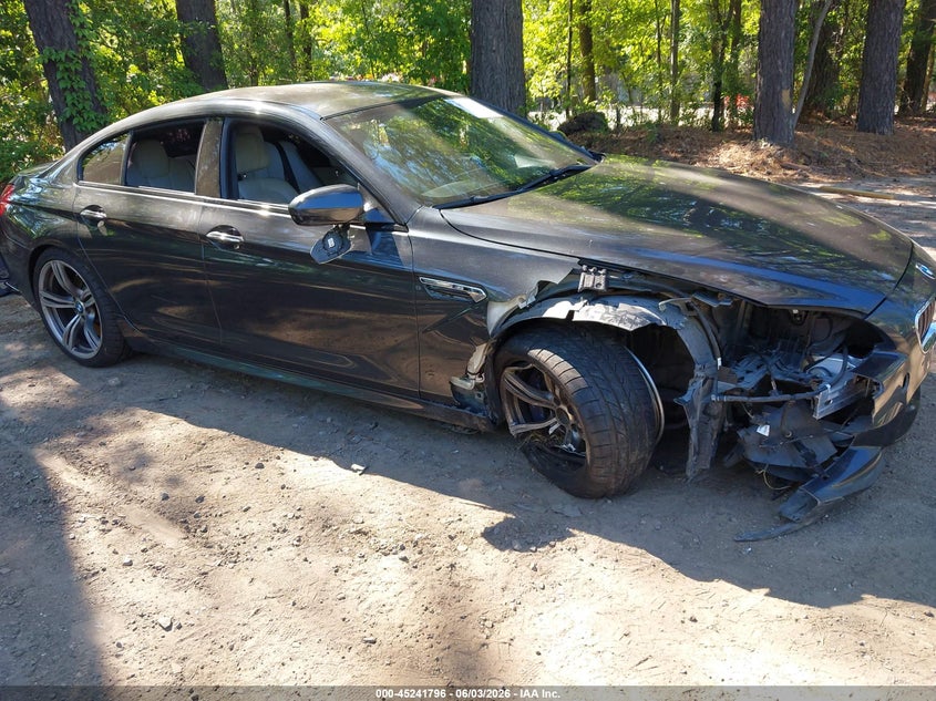2014 BMW M6 VIN WBS6C9C52ED466972 IAAI salvage auction — RIGHT FRONT, Salvage (Virginia), sold $3,550 on 2026-07-28 (photo 1)