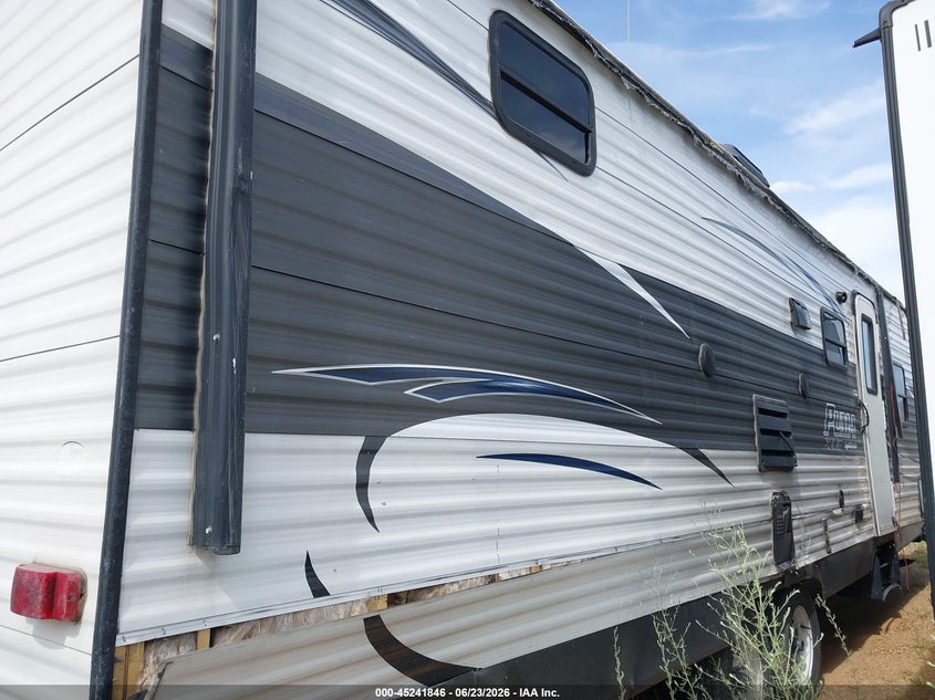 2016 Puma VIN 4X4TPUC21GP060622 IAAI salvage auction — ROLLOVER, Certificate Of Title (Montana), sold $25 on 2026-07-28 (photo 4)