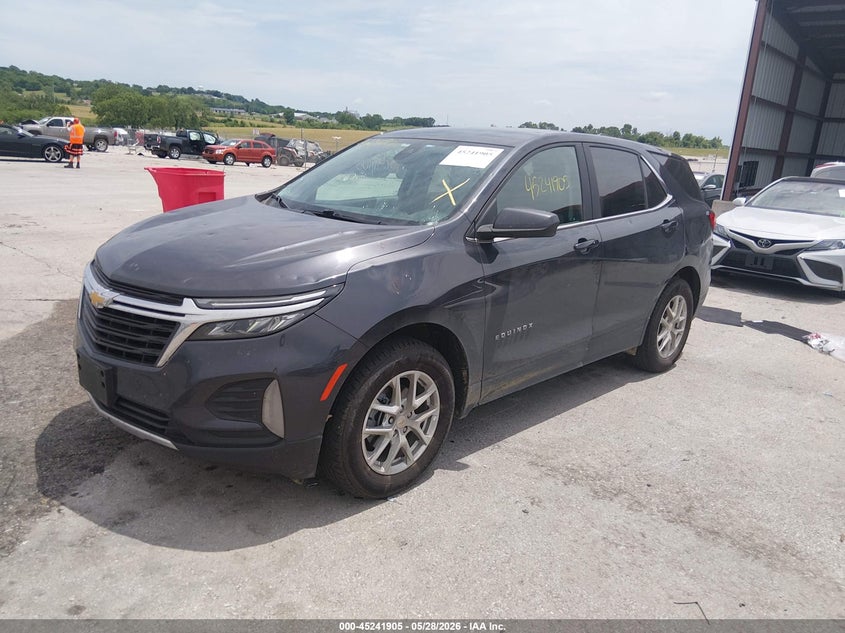 2022 Chevrolet Equinox VIN 2GNAXTEV0N6126595 IAAI salvage auction — STORM DAMAGE, Salvage Title, sold $2,950 on 2026-07-18 (photo 2)