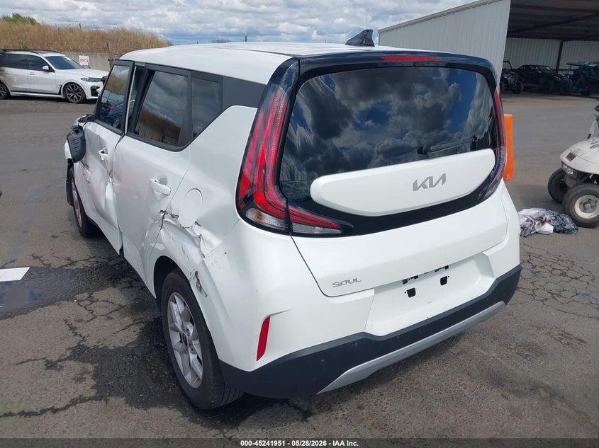 2023 Kia Soul VIN KNDJ23AUXP7865576 IAAI salvage auction — LEFT SIDE, Salvage Title, sold $3,125 on 2026-07-08 (photo 3)