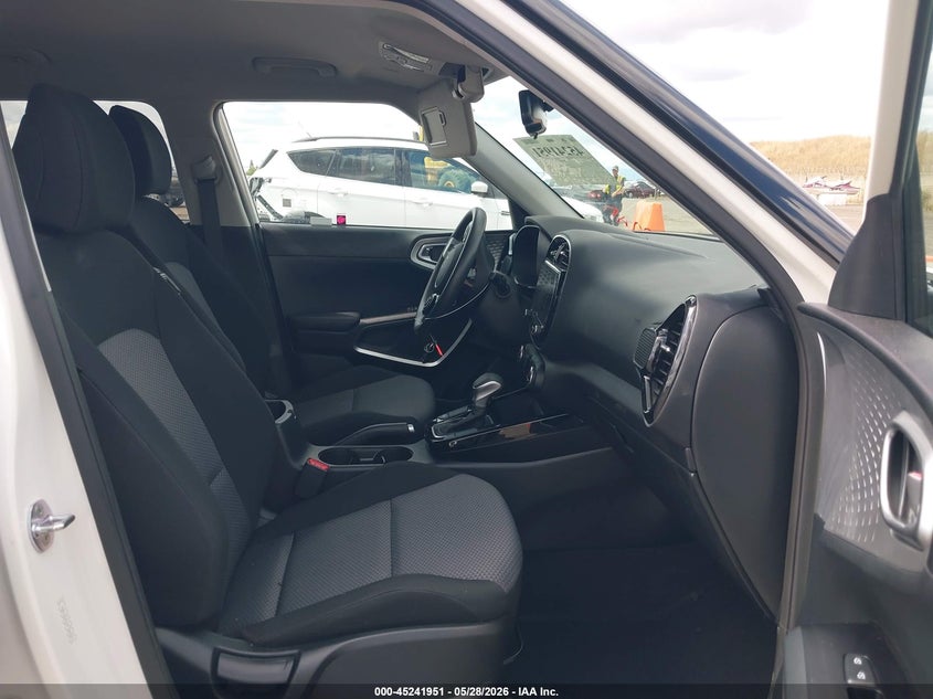 2023 Kia Soul VIN KNDJ23AUXP7865576 IAAI salvage auction — LEFT SIDE, Salvage Title, sold $3,125 on 2026-07-08 (photo 5)