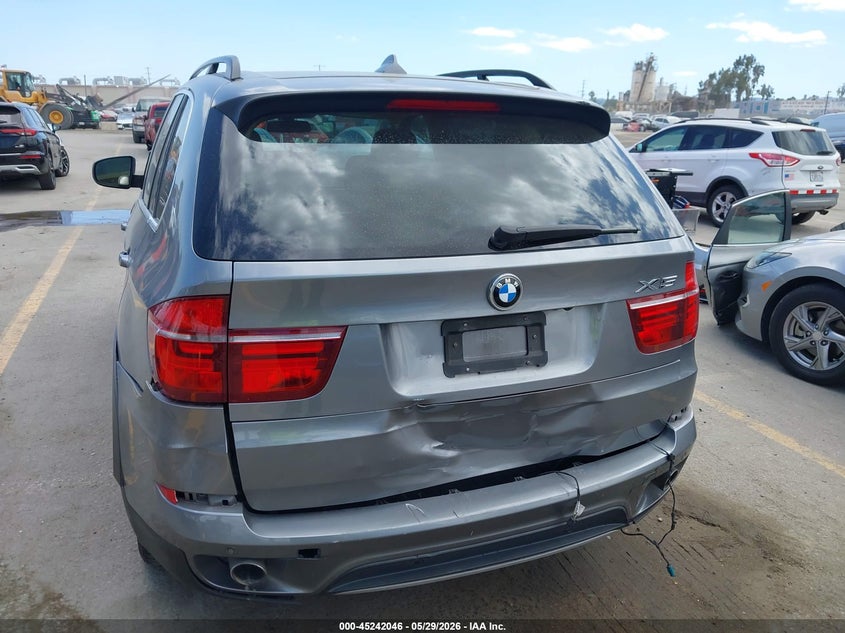 2013 BMW X5 VIN 5UXZW0C58D0B94362 IAAI salvage auction — REAR END, Salvage Title, sold $2,300 on 2026-07-08 (photo 6)