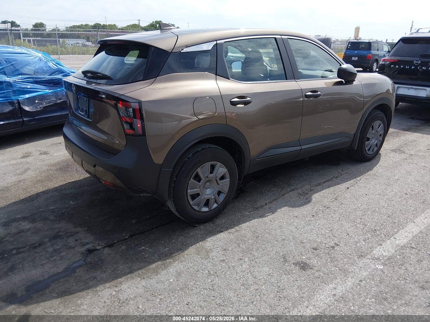 2025 Nissan Kicks VIN 3N8AP6BA4SL319615 IAAI salvage auction — HAIL, Salvage Title, sold $8,700 on 2026-07-24 (photo 4)