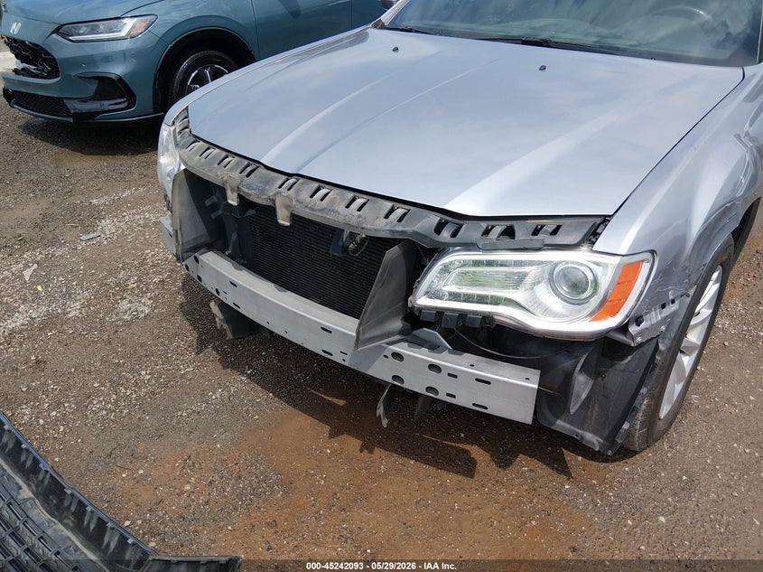 2014 Chrysler 300 VIN 2C3CCAAG0EH182795 IAAI salvage auction — FRONT END, Wait Title, sold $2,275 on 2026-09-01 (photo 6)