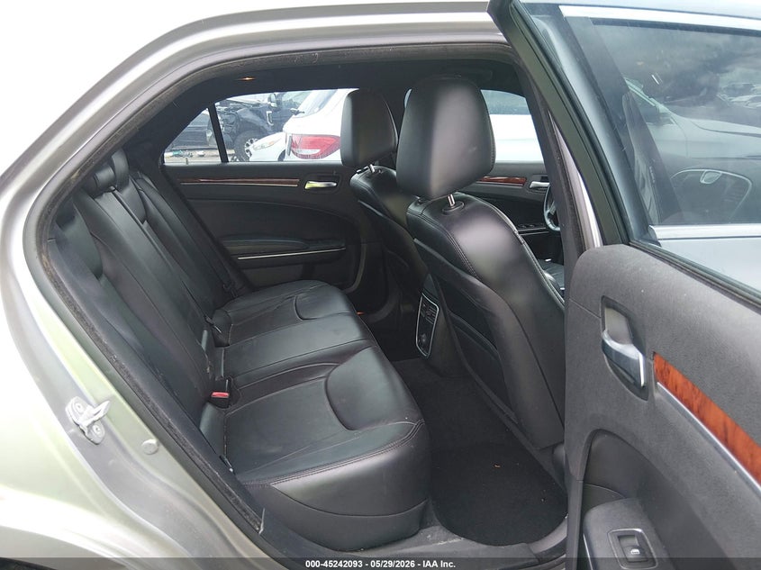 2014 Chrysler 300 VIN 2C3CCAAG0EH182795 IAAI salvage auction — FRONT END, Wait Title, sold $2,275 on 2026-09-01 (photo 8)