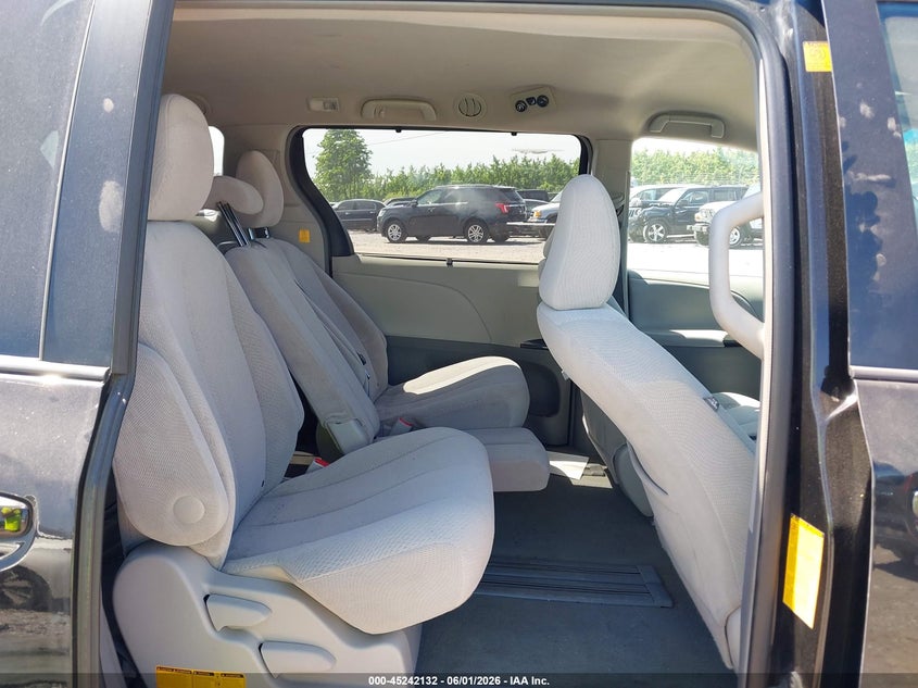 2012 Toyota Sienna VIN 5TDKK3DC4CS235866 IAAI salvage auction — LEFT FRONT, Salvage (Pennsylvania), sold $2,150 on 2026-07-29 (photo 8)