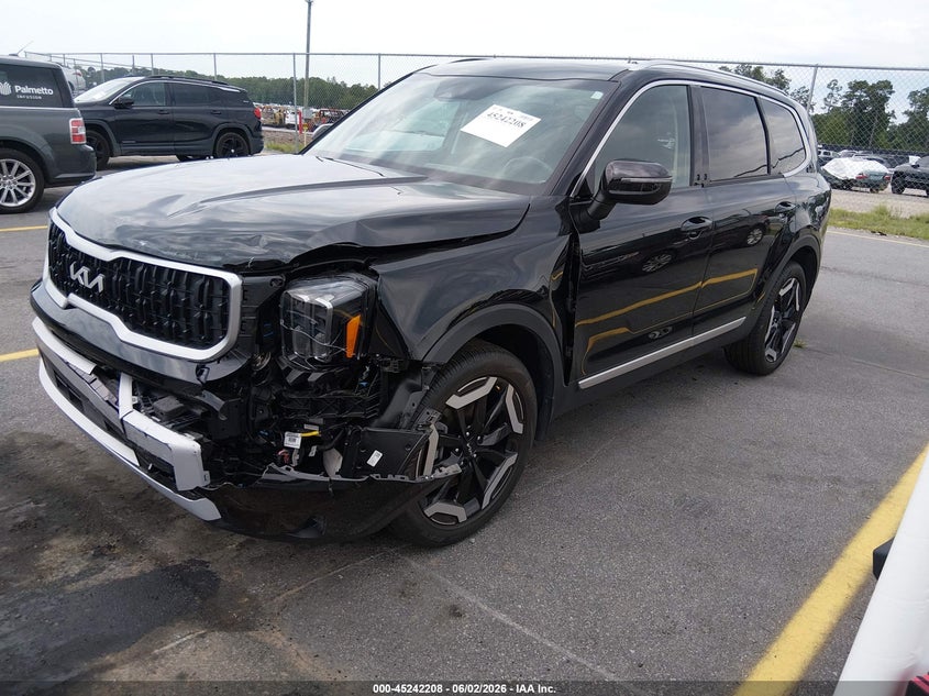 2024 Kia Telluride VIN 5XYP34GC9RG482150 IAAI salvage auction — LEFT FRONT, Salvage Title, sold $11,275 on 2026-07-29 (photo 2)